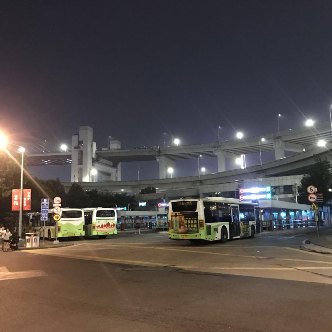 公交4G车载监控视频有大用,粗心大爷钱包失而复得